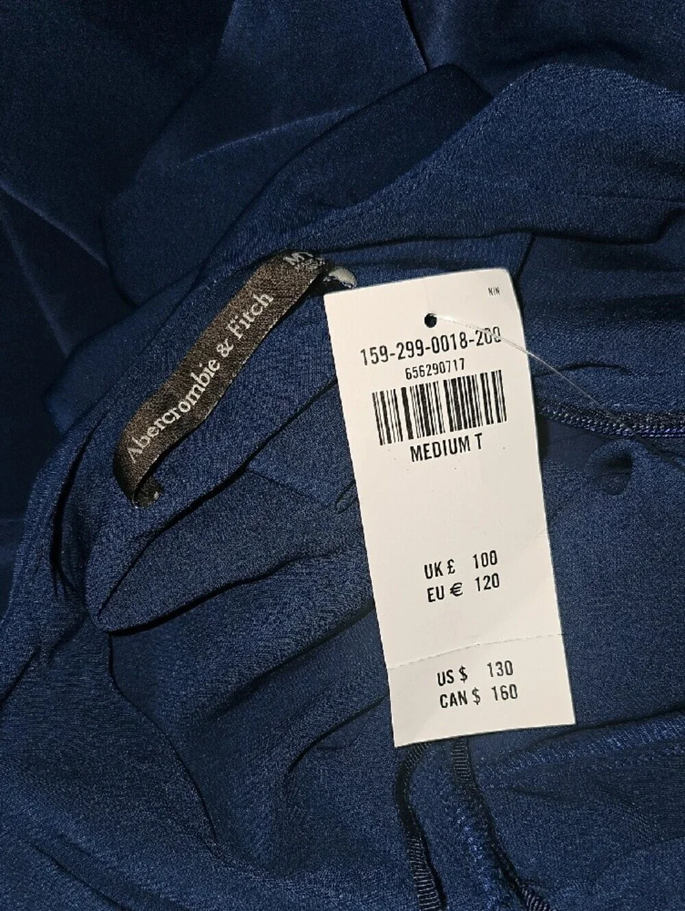 Abercrombie & Fitch 17 across